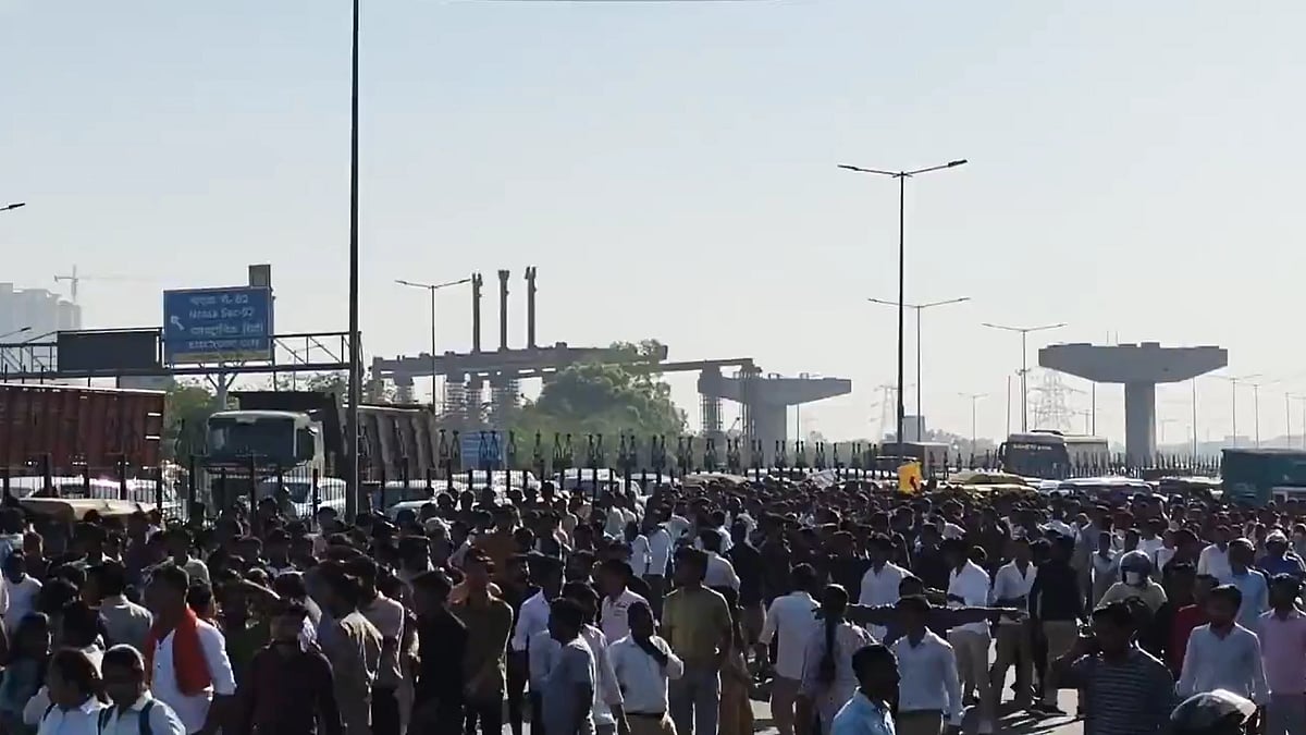 Noida workers' strike April 2026 — minimum wage protest (Source: Newsgram)