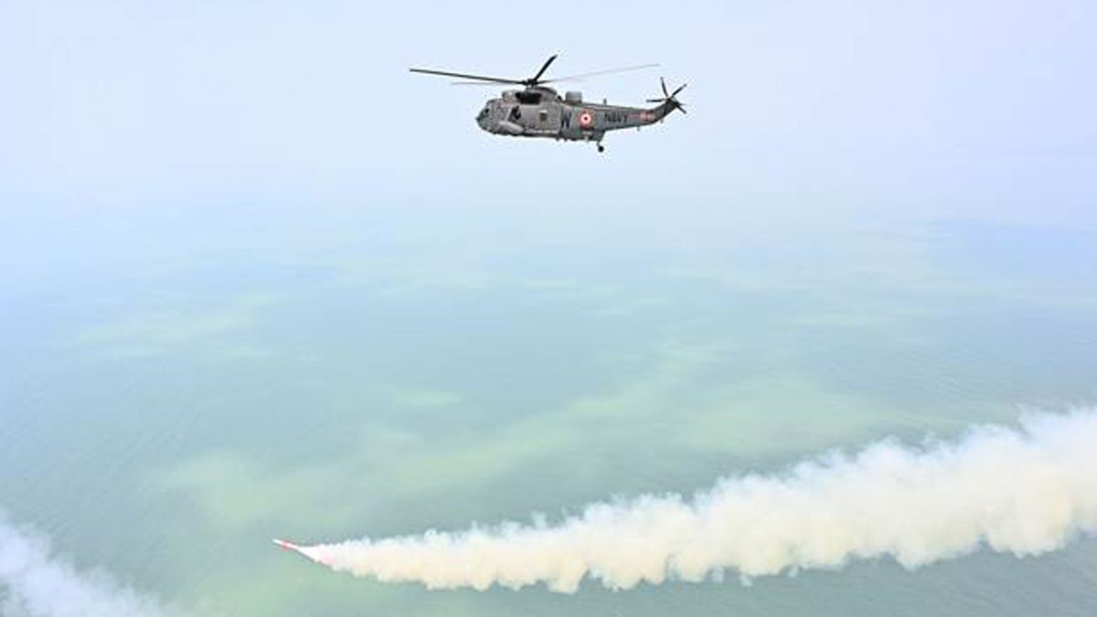 Naval anti-ship missile helicopter salvo launch