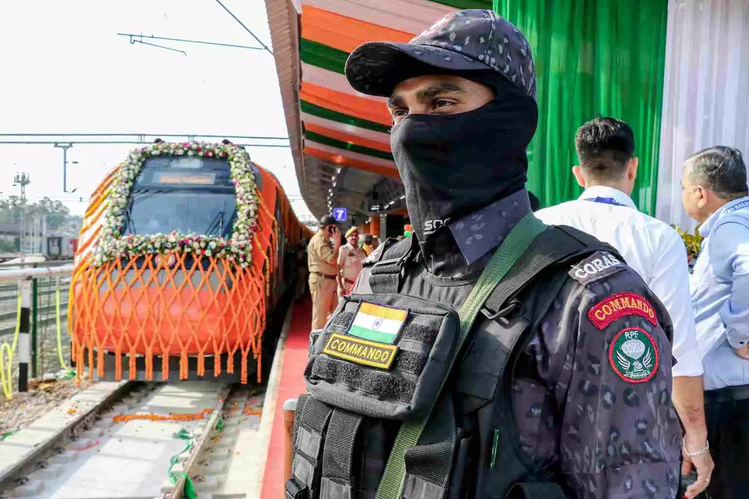 Jammu-Srinagar Vande Bharat flagged off at Jammu Tawi station, 30 April 2026 (Source: PTI)